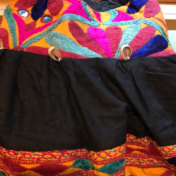 Indian embroidered skirt and top - Picture 3 of 7